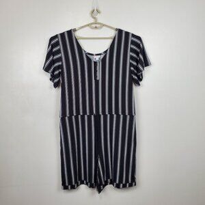 LuLaRoe Xanthe Romper Black White Striped Short Sleeve Pockets Size XL (16-18)